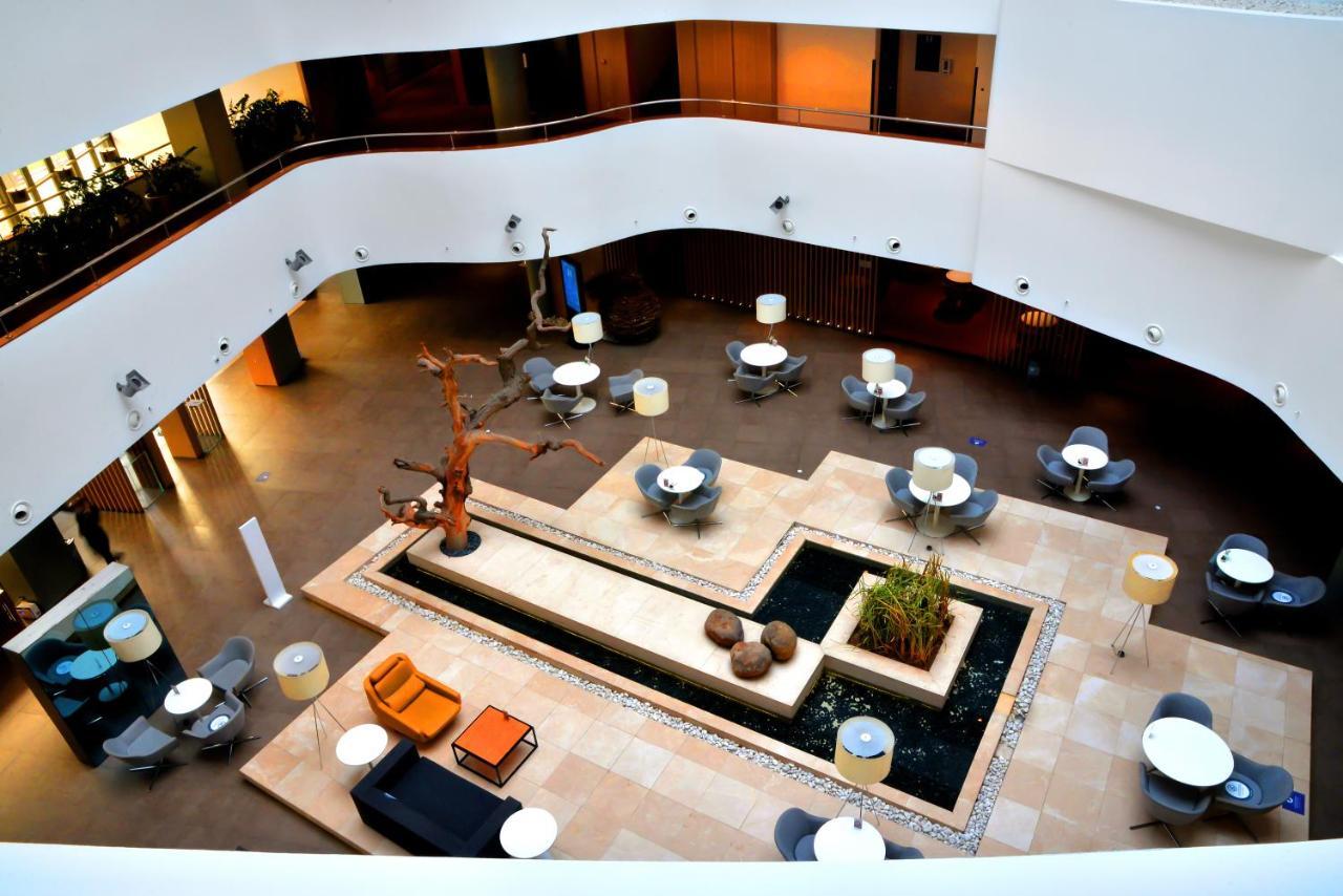 Bh Conference & Airport Hotel Istanbul Bagian luar foto